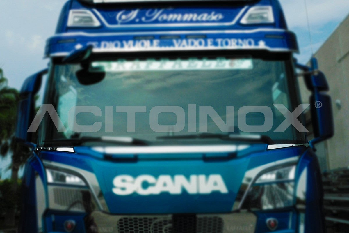 Applicazioni laterali parabrezza Scania