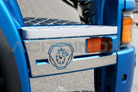 Coppia Contorno freccia con GrifoneScania R, New R