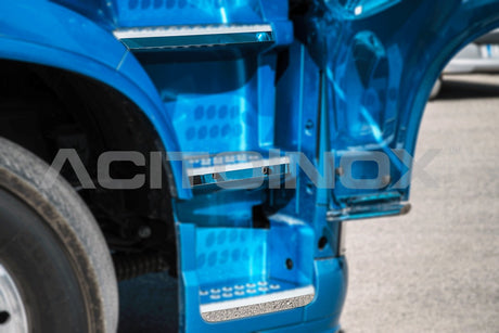 Protezione gradini cabina volvo fh4